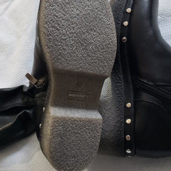 Over-The-Knee Leather Boots - Picture 4 of 16